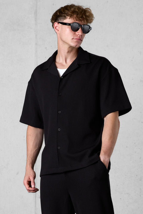 BLACK RUFFLES SHIRT