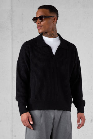 BLACK OVERSIZED KNIT POLO SWEATER