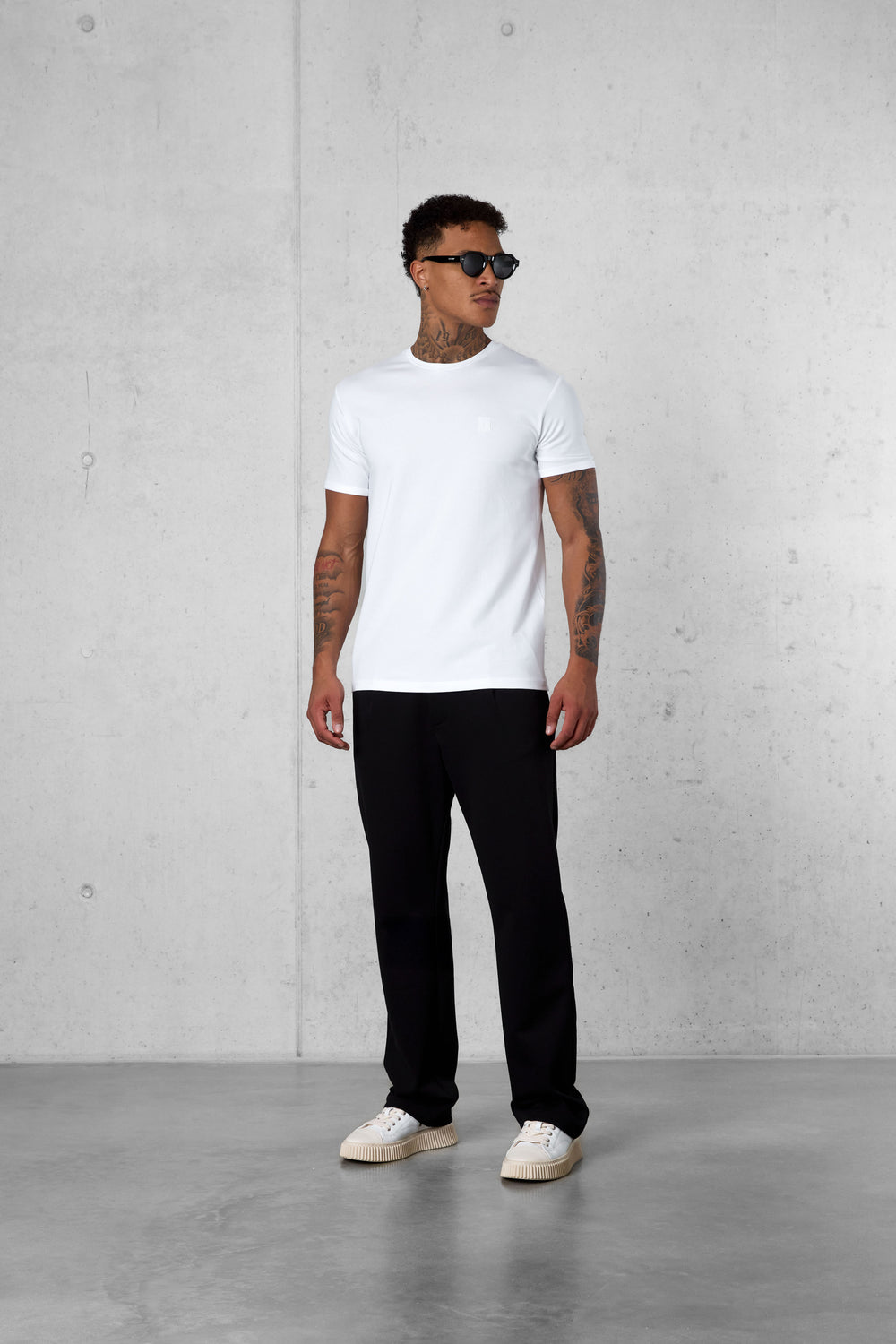 BLACK ICON TAILORED PANTS