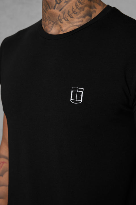 BLACK ICON TEE