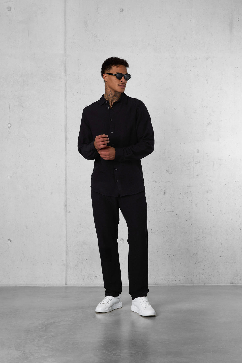 BLACK LINEN PANTS