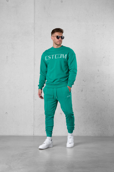PEPPER GREEN LETTERING SWEATER