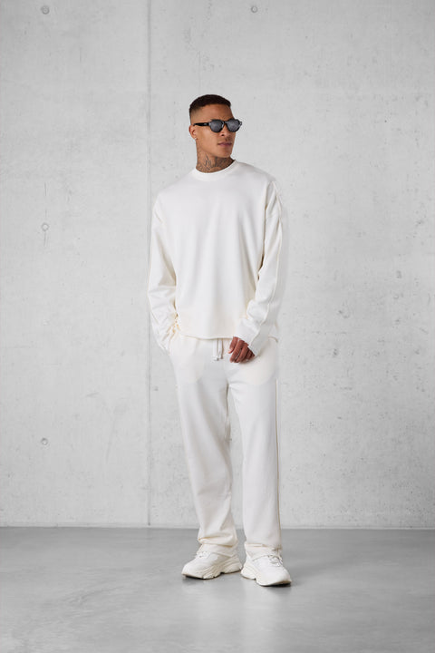 OFFWHITE APPLIQUÉ DISTRESSED OVERSIZED SWEATER