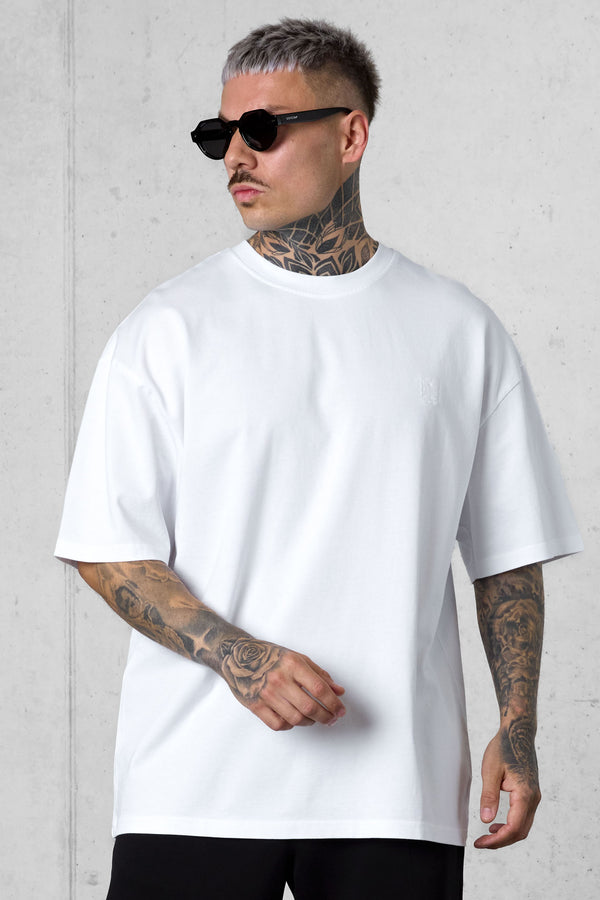 WHITE ICON OVERSIZED TEE